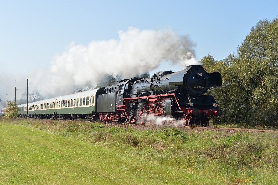 DB 03 2155-4 in Meiningen Bild 01